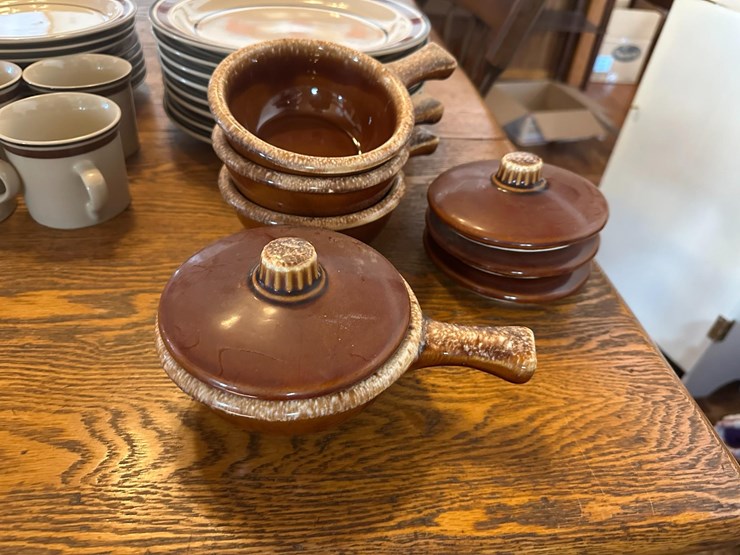 dishware-set-image-9