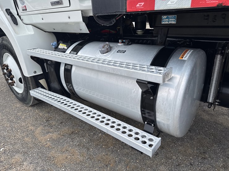 2020-western-star-4700sb-image-12