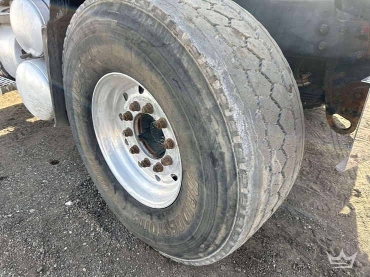 2006-mack-cv713-granite-tri-axle-dump-truck-image-33