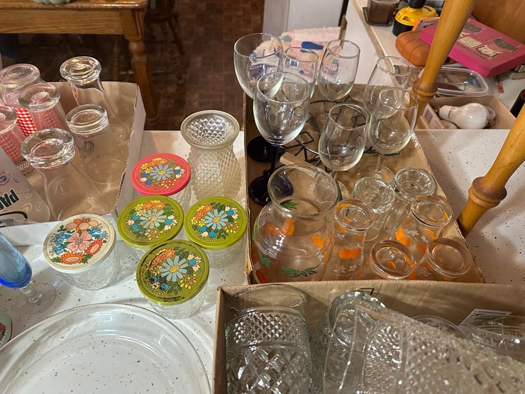 vintage-glass-dishes-&-kitchen-drinkware-image-13