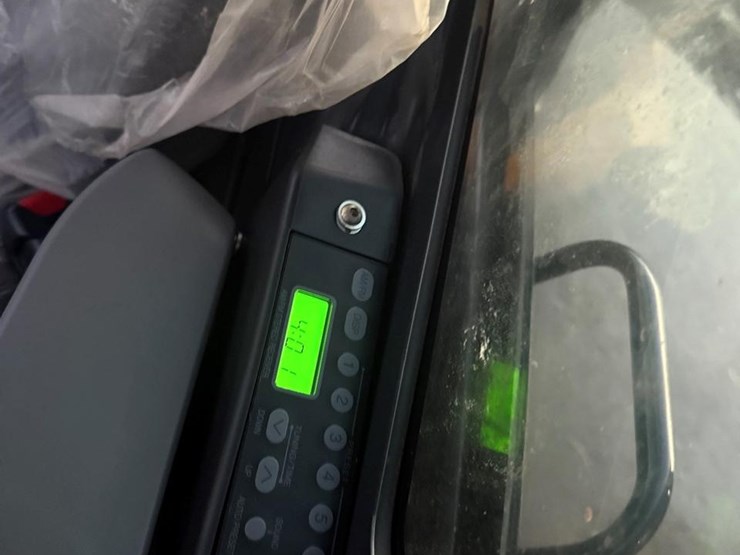 2023-deere-50g-image-16