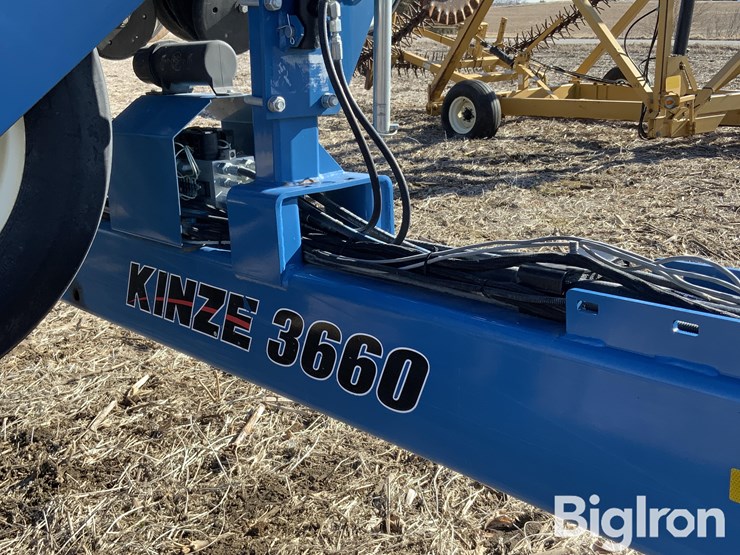 2013-kinze-3660-image-20