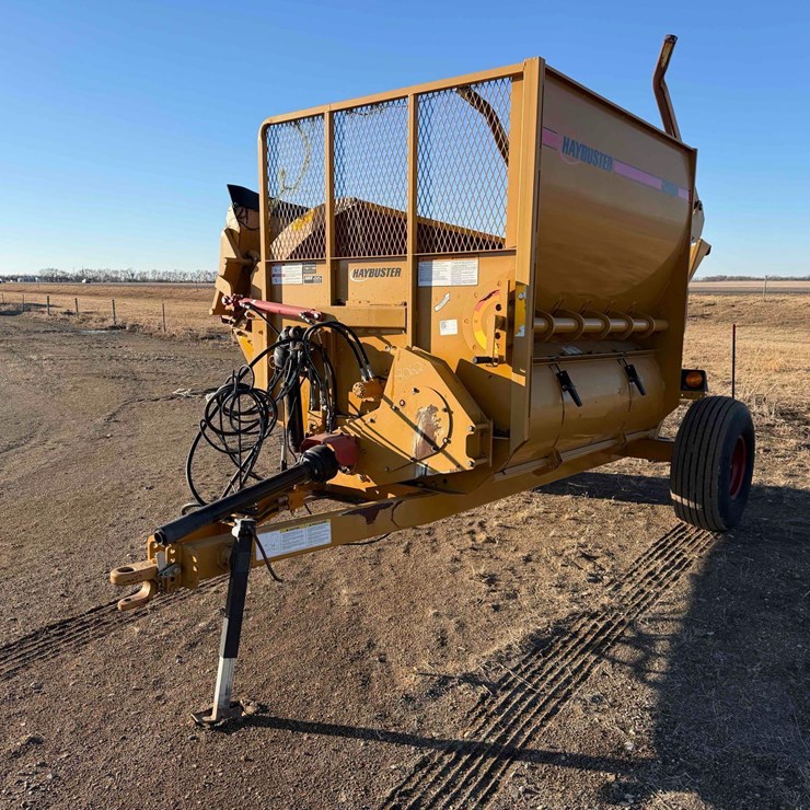 2011 HAYBUSTER 2650