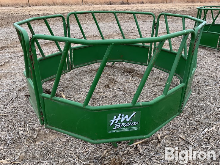 hw-foldable-bale-feeder-image-3