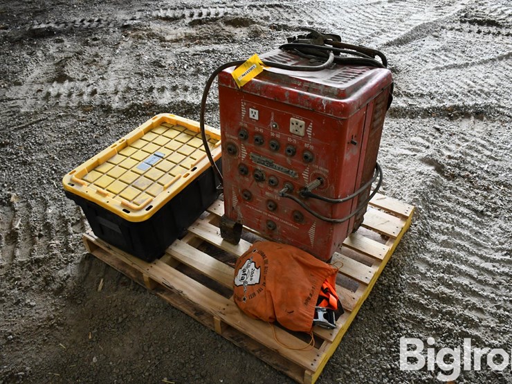 pallet-of-farm-support-image-1