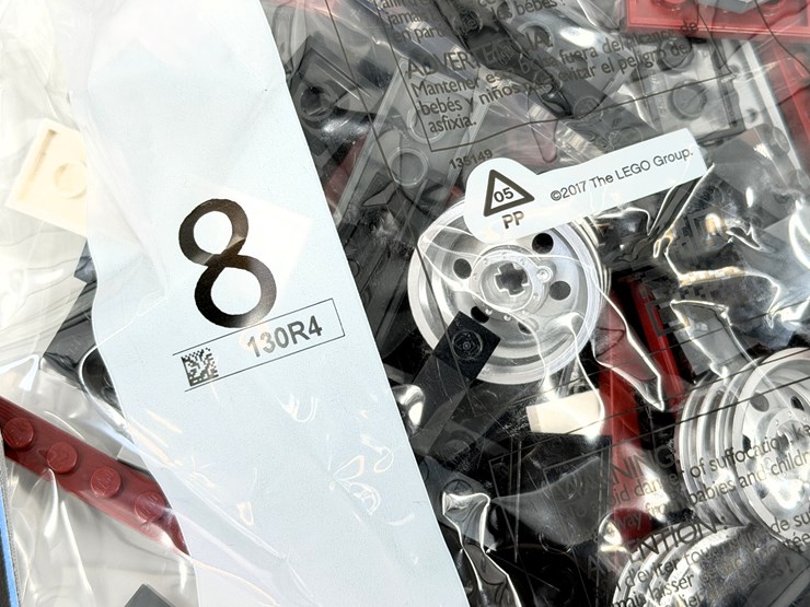 #32603-•-lego-icons-camaro-z28-set-image-11