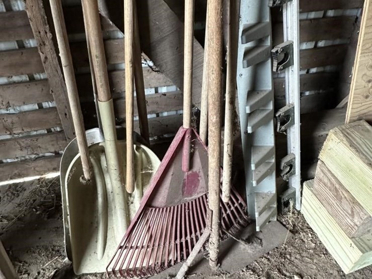 yard-hand-tools-&-organizers-image-2