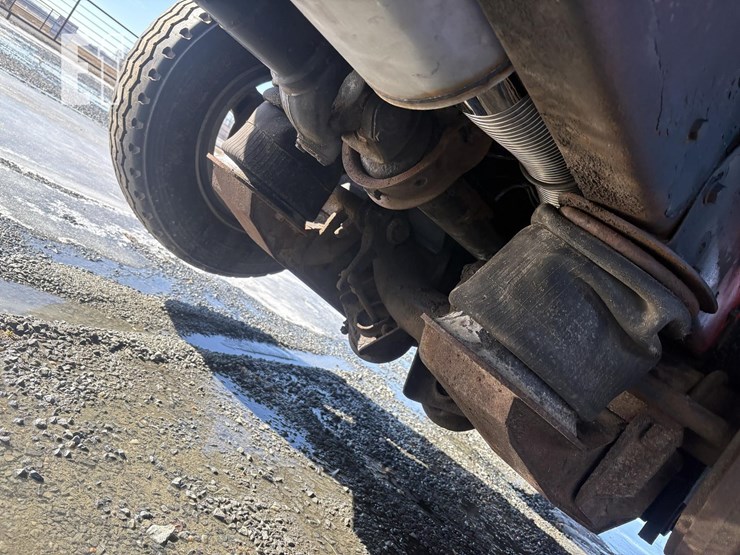 1984-ford-l8000-image-7