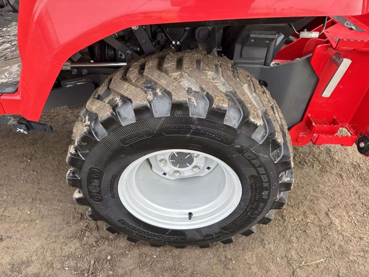 2022-massey-ferguson-tractor-w/-loader-&-backhoe-image-13