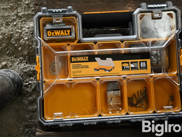 pallet-of-farm-support-image-16