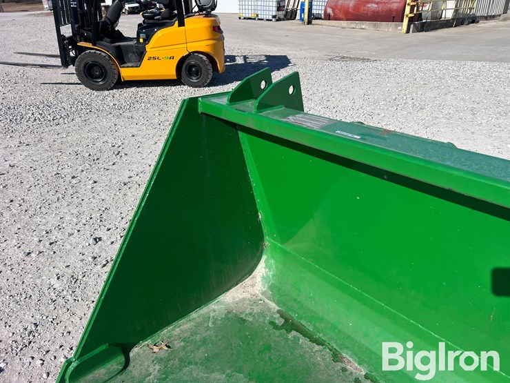 mds-8.5'-bucket-image-11