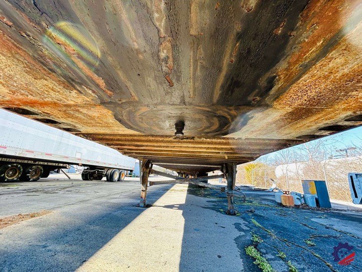 2001-utility-53-ft-image-17