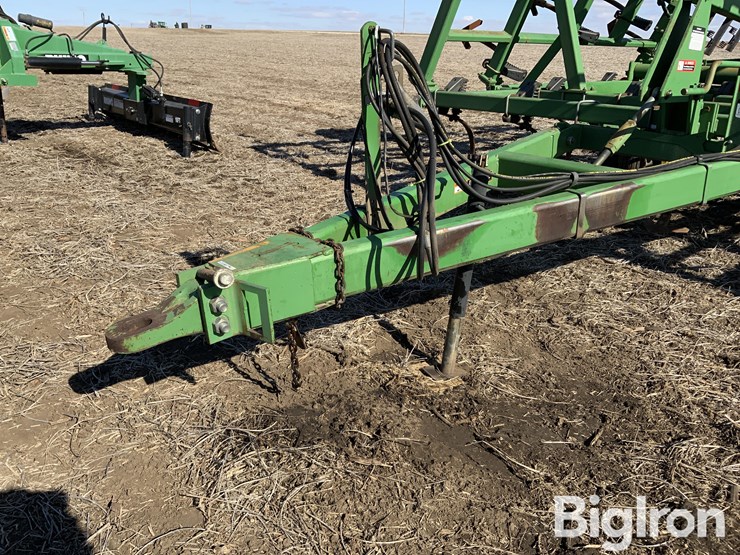 john-deere-24-image-11