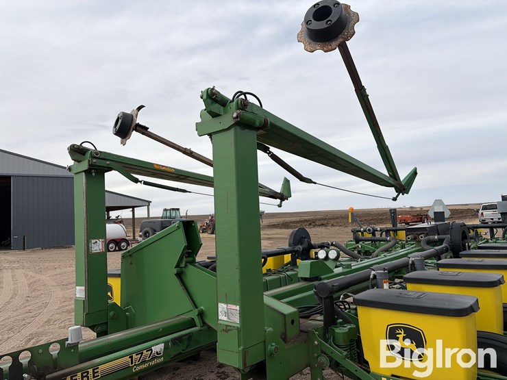 john-deere-1770-image-15