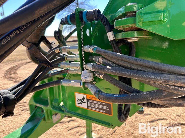 2015-john-deere-1795-image-11