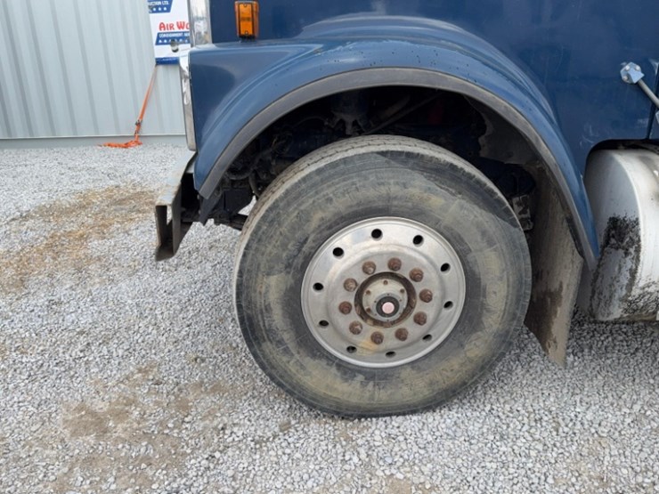 1998-international-9300-image-36