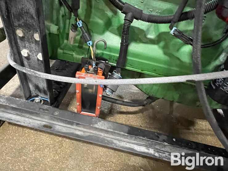 john-deere-6068hf485-image-14