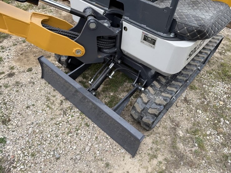 sdlanch-sdle20-diesel-mini-ex.-2025-image-6