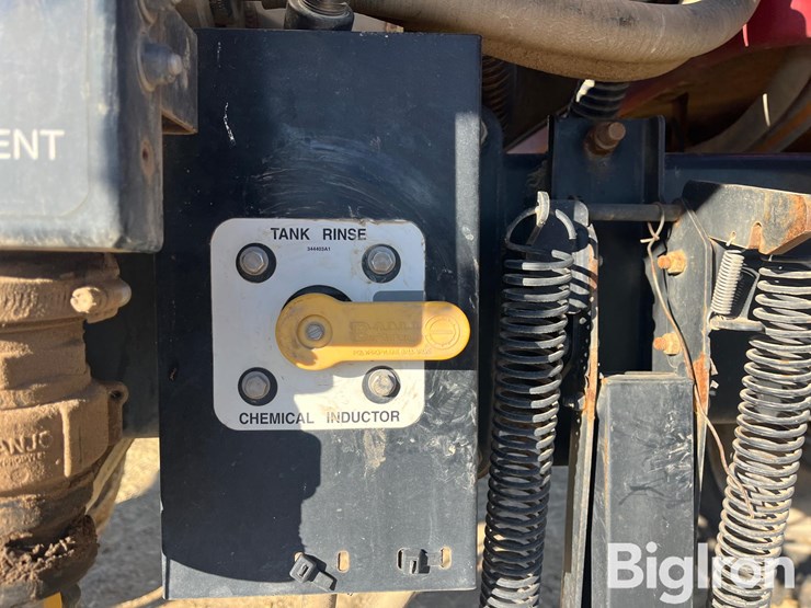 2014-case-ih-patriot-4430-image-18