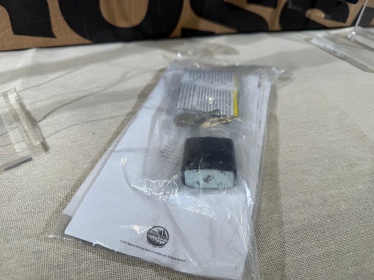 #206-•-rossi-rs22m-rifle-image-6