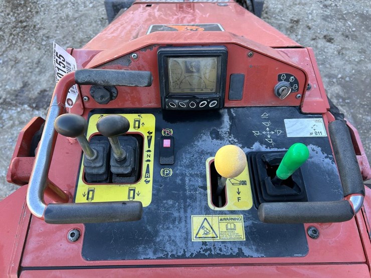 2018-ditch-witch-sk1050-image-19