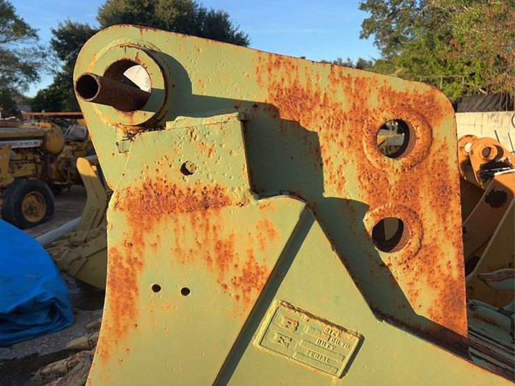 33”-bucket-image-8