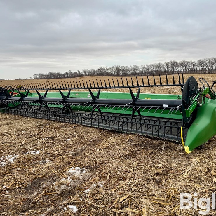 2022 JOHN DEERE RD35F