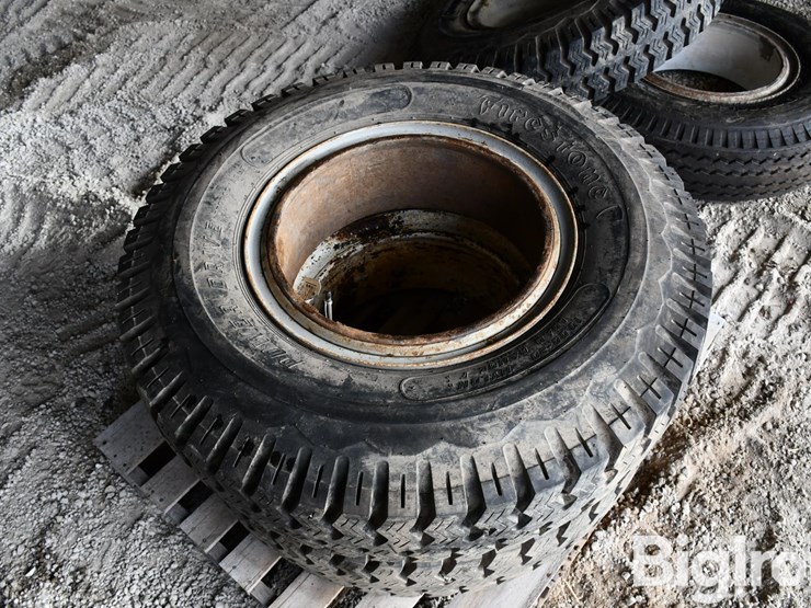 pallet-of-tires-image-14