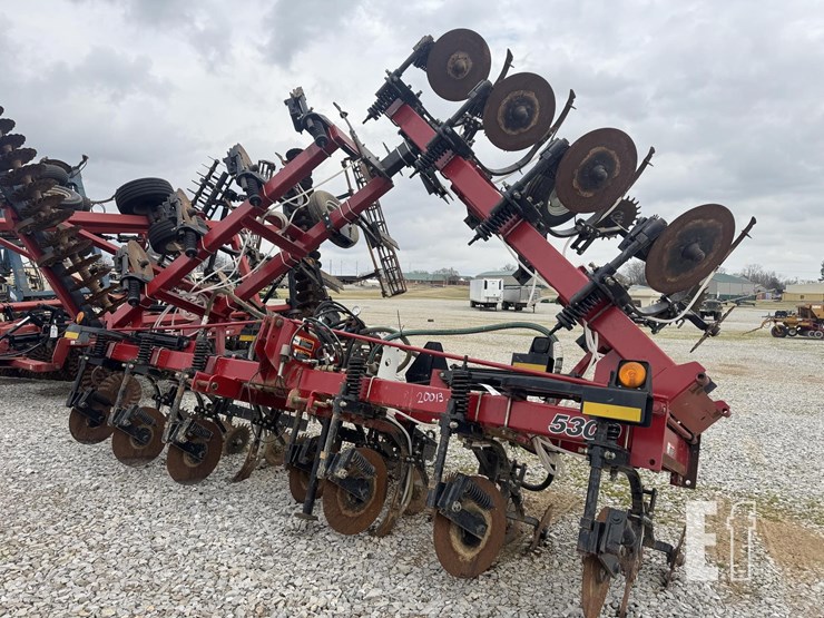 case-ih-5300-image-1