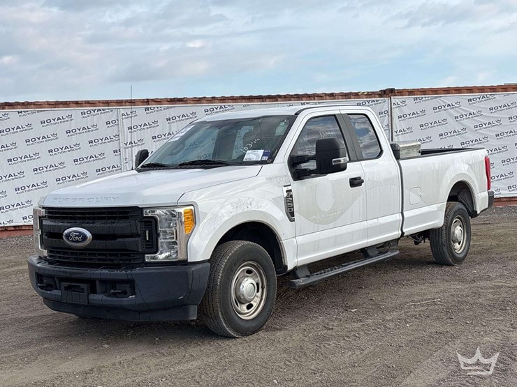 2017-ford-f250-image-1