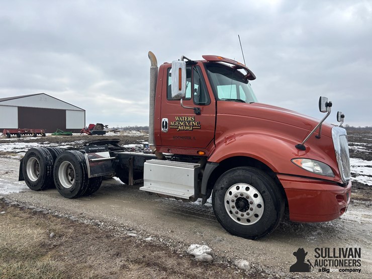 2014-international-prostar-image-3