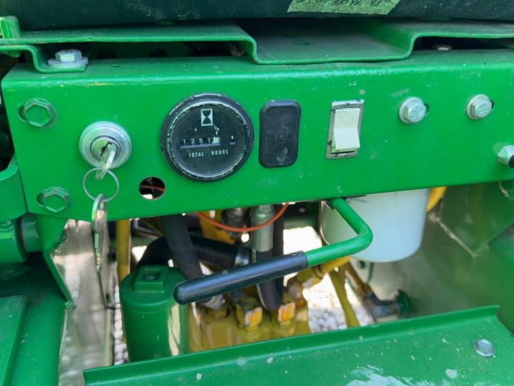john-deere-375-image-10