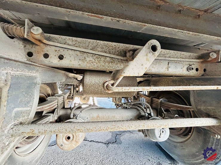 2001-utility-van-image-42