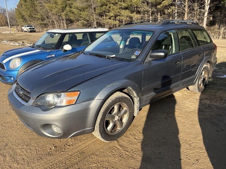 2005-subaru-outback-suv-image-1