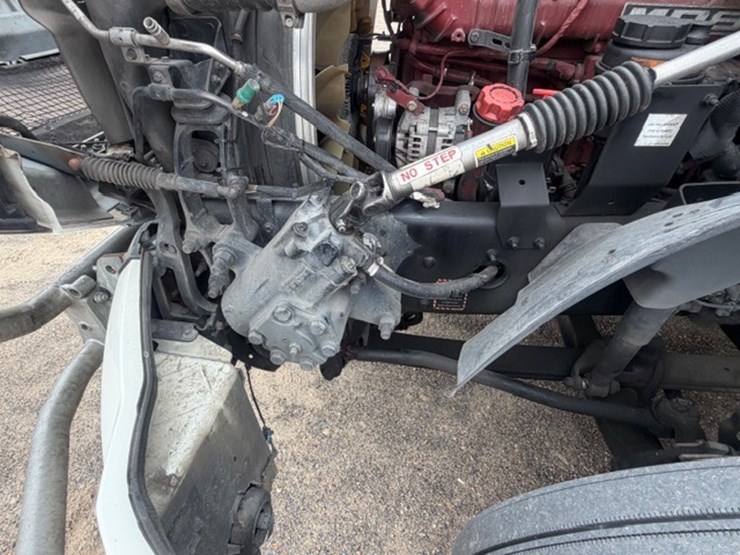 #227-•-2020-mack-anthem-image-84