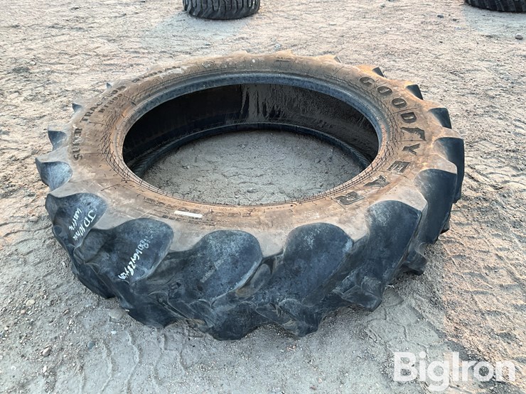 john-deere-10-image-4