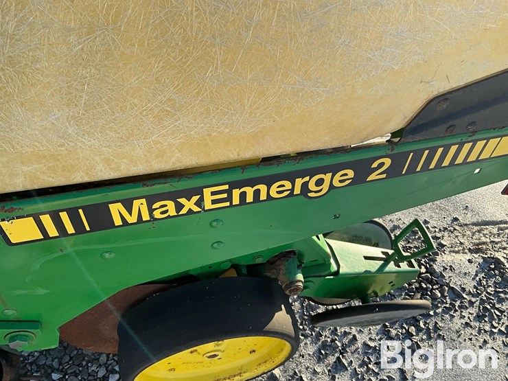 john-deere-7200-image-19