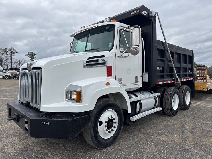 2020-western-star-4700sb-image-2