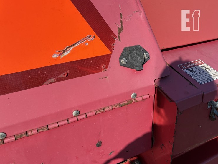 gehl-cb1085-image-11