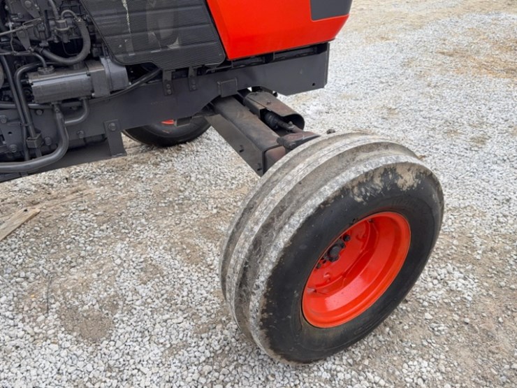 kubota-m8200-image-16