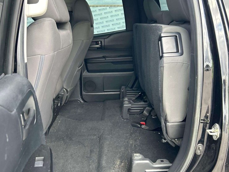 2017-toyota-tundra-image-24