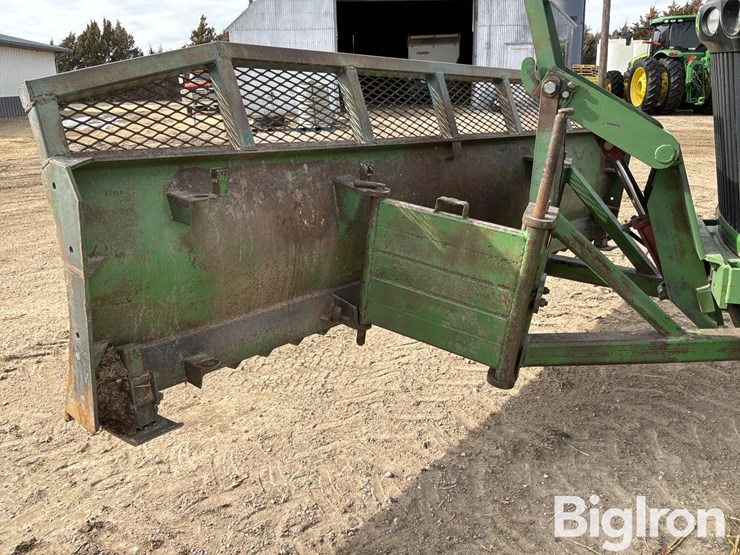 2004-john-deere-8320-image-10