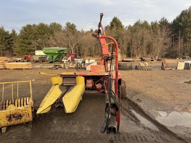 new-holland-770w-image-5