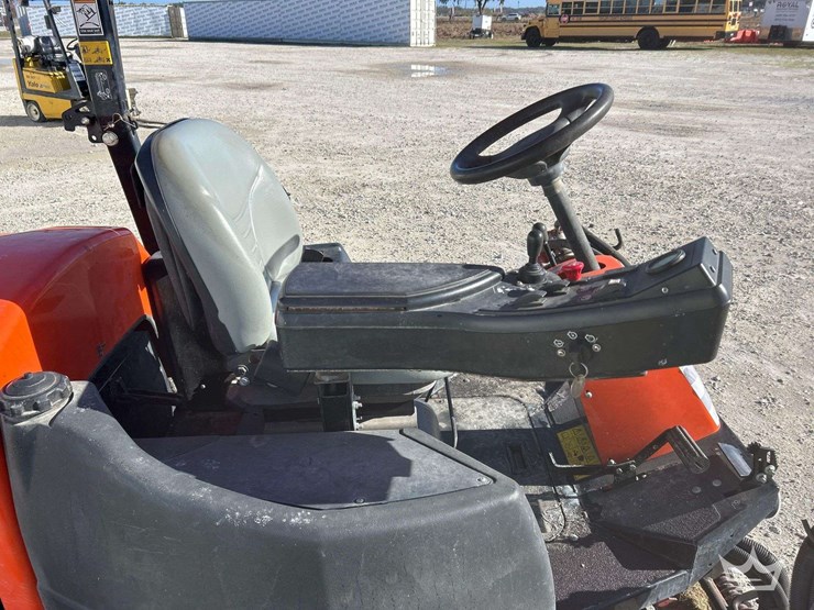 jacobsen-lf510-5-gang-100in.-commercial-reel-mower-image-13