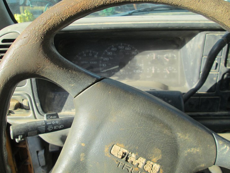 1998-gmc-2500-image-32