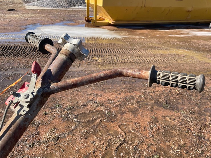 #13081-•-walk-behind-power-trowel-image-8