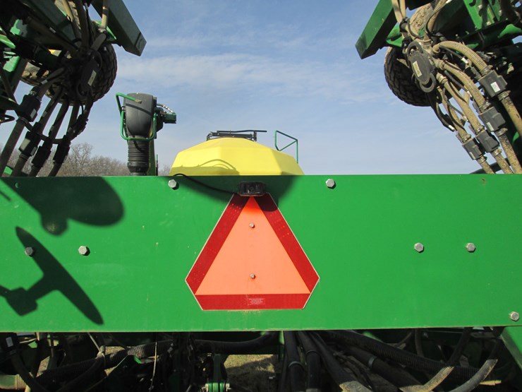 john-deere-40-image-14