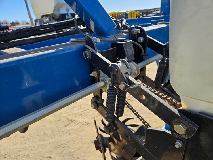 kinze-3600-image-32