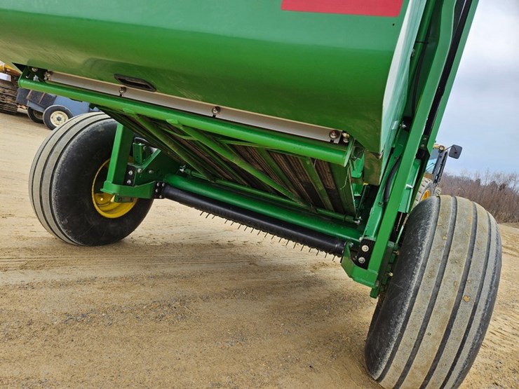 john-deere-469-image-36