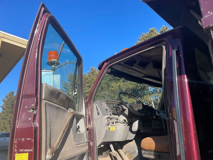 #13005-•-1999-sterling-dump-truck-(has-wi-title)-image-50